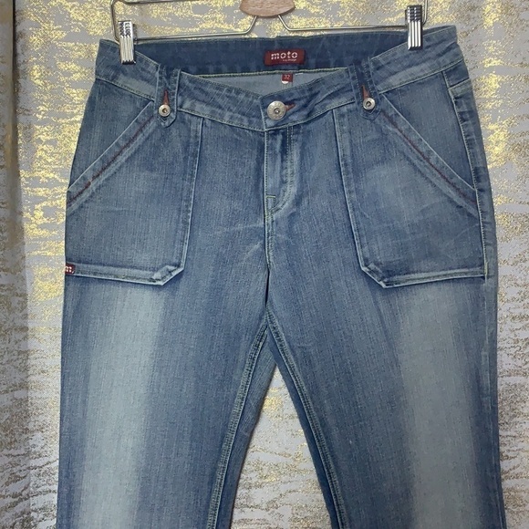 VINTAGE 🧚‍♀️ Y2K Light Blue Wash Straight Leg Jeans Size 32 - Picture 3 of 12